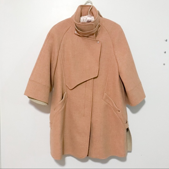 Peach wool coat with de/attachable fur - Picture 12 of 16